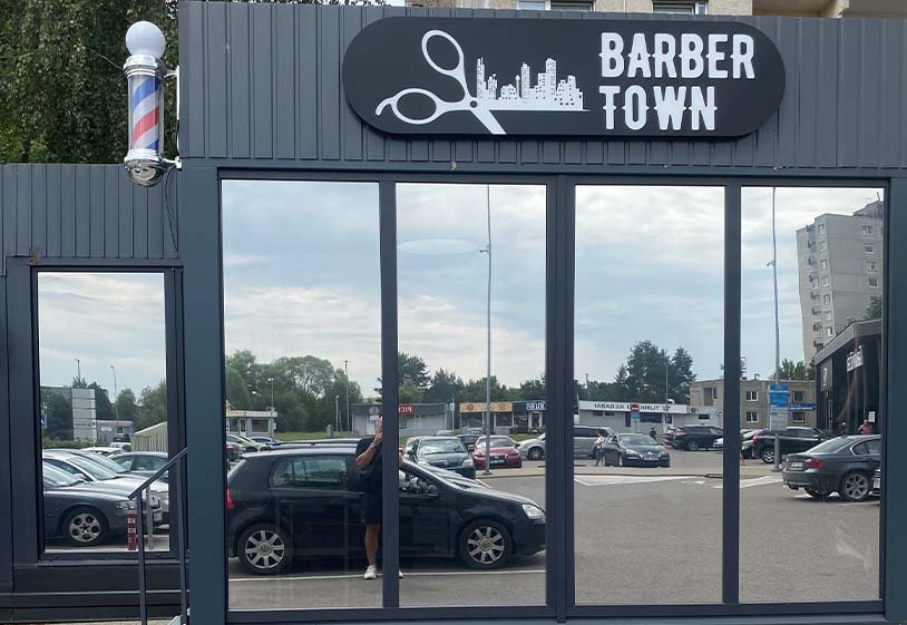 Barber town top